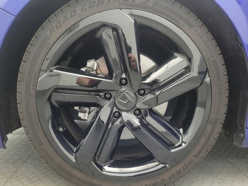 Used 2018 Honda Accord Sport image 31