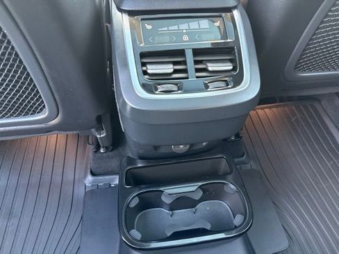 Used 2024 Volvo XC90 B6 Plus w/ Protection Package Premier AWD/4WD image 30