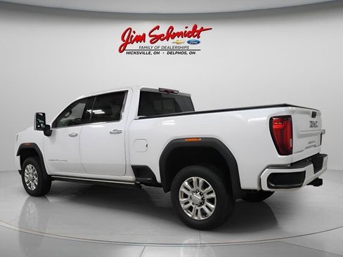 Used 2023 GMC Sierra 2500 Denali w/ Denali Ultimate Package image 4