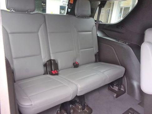 Used 2021 GMC Yukon SLT w/ SLT Luxury Package AWD/4WD image 35