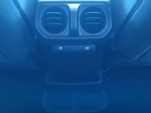 Used 2024 Jeep Wrangler Unlimited w/ Convenience Group AWD/4WD image 22