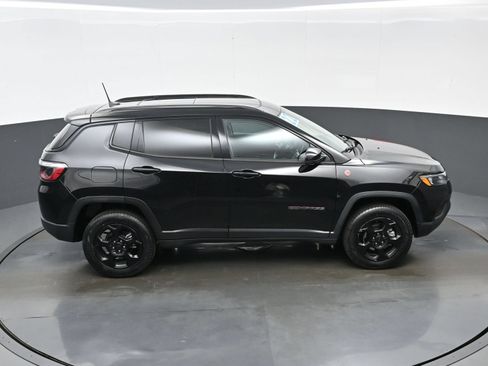 Used 2022 Jeep Compass Trailhawk w/ Sun and Sound Group AWD/4WD image 43