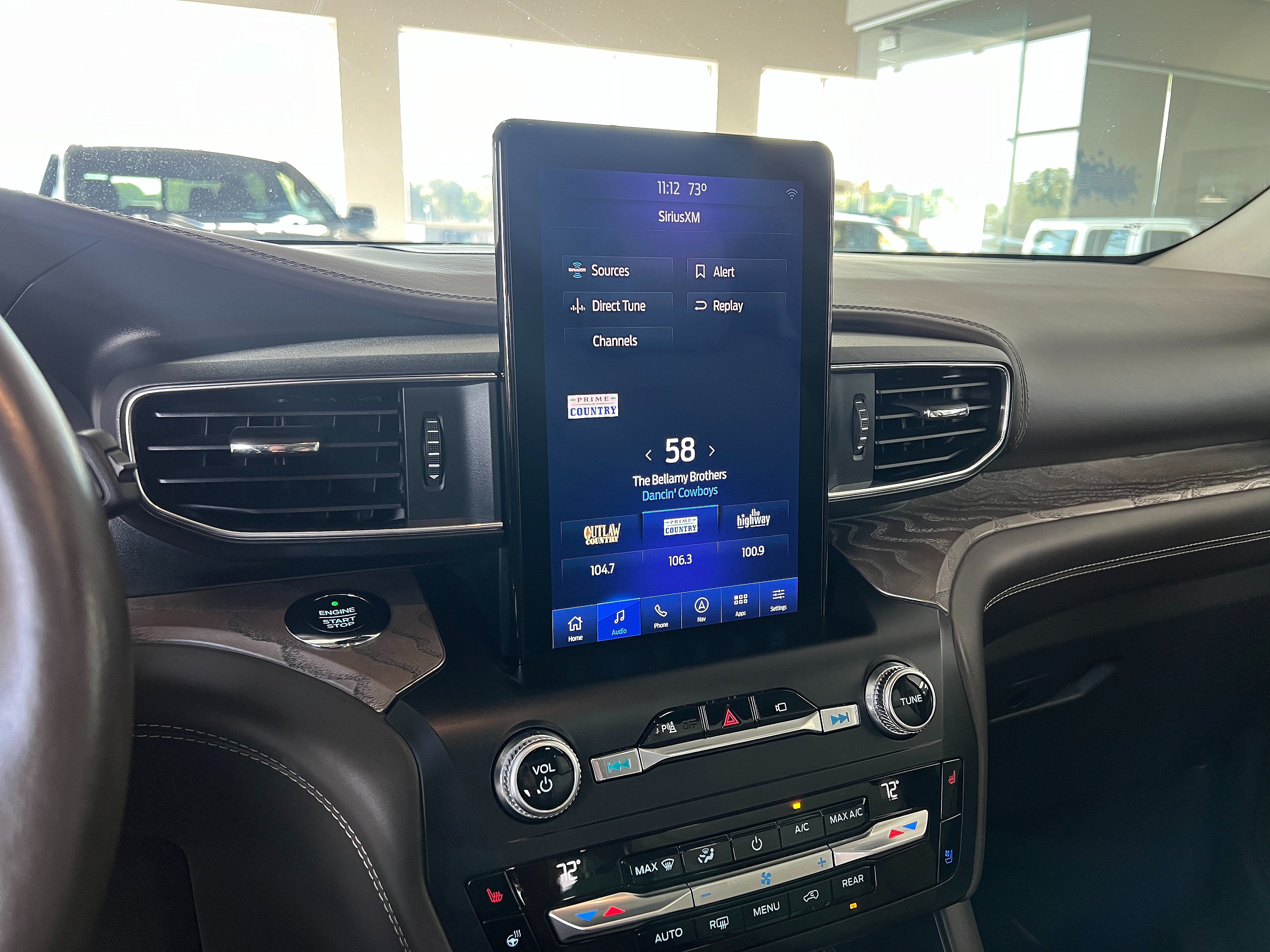 Used 2020 Ford Explorer Platinum w/ Premium Technology Package AWD/4WD image 14