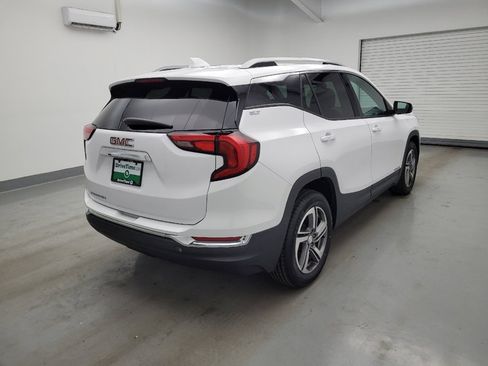 Used 2021 GMC Terrain SLT FWD image 9