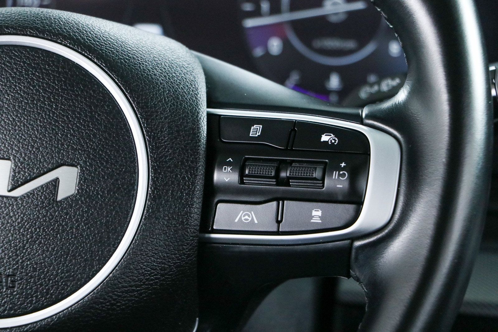 Used 2023 Kia Sportage SX FWD image 14