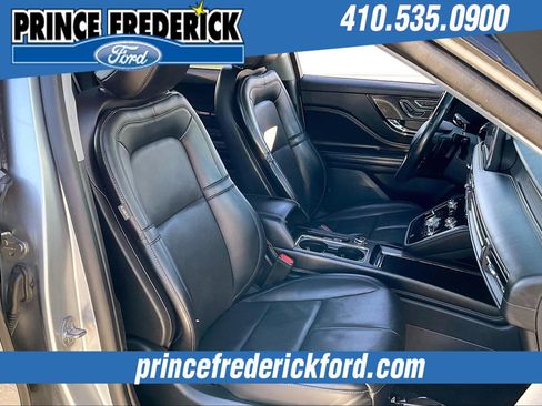 Used 2022 Lincoln Corsair AWD w/ Premium Package image 7