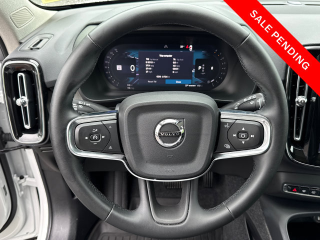 Used 2026 Volvo XC40 B5 Plus AWD/4WD image 14