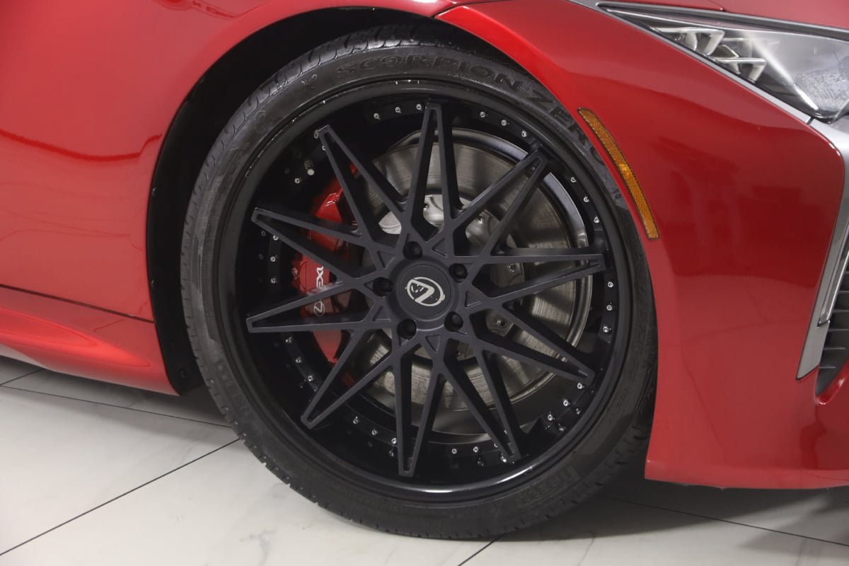 Used 2018 Lexus LC 500 Coupe w/ Touring Package RWD image 16
