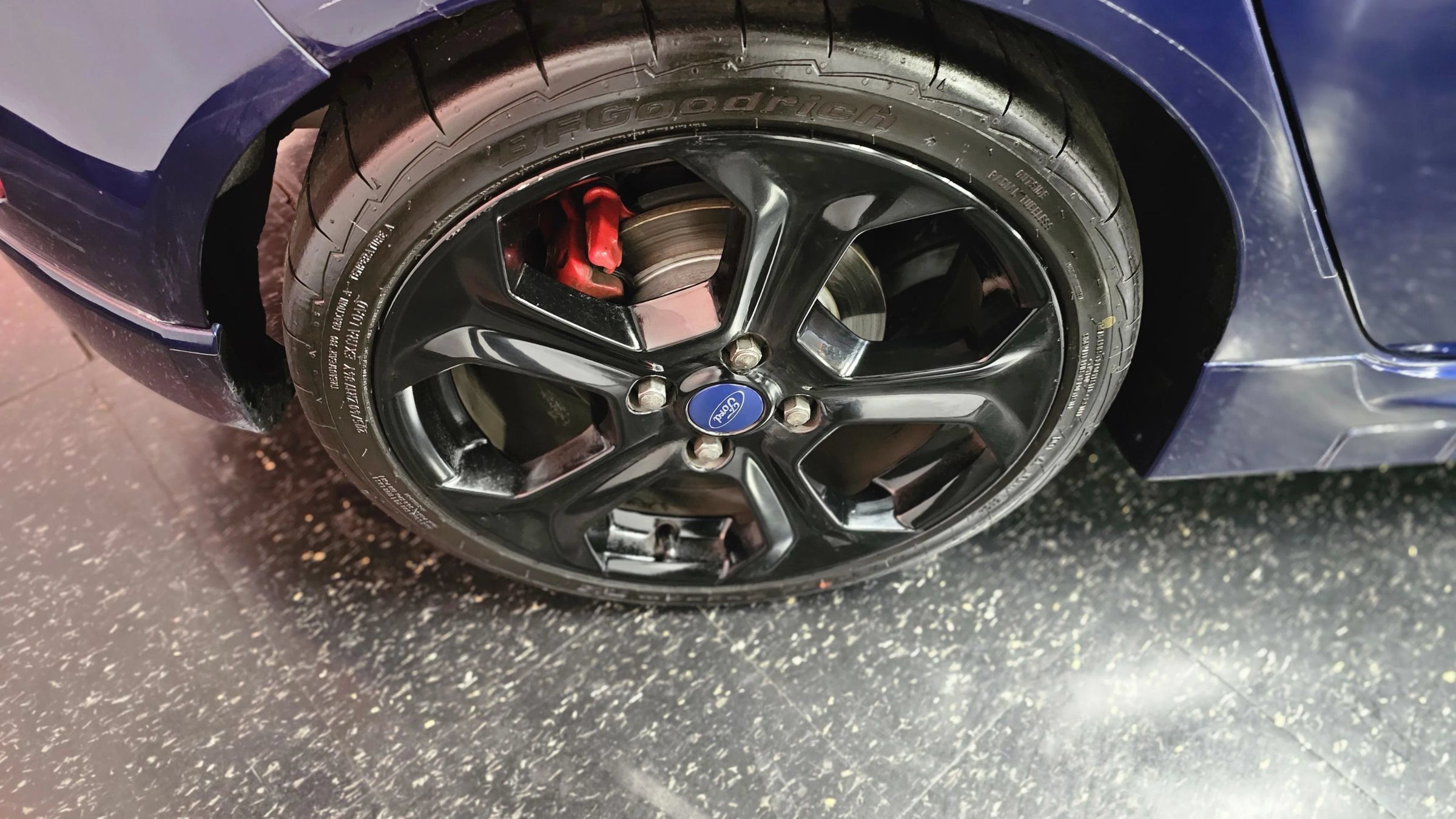 Used 2016 Ford Fiesta ST FWD image 14