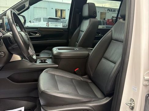 Used 2021 Chevrolet Tahoe Z71 w/ Z71 Signature Package AWD/4WD image 33