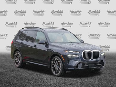 Certified 2026 BMW X7 xDrive40i w/ M Sport Package image 2