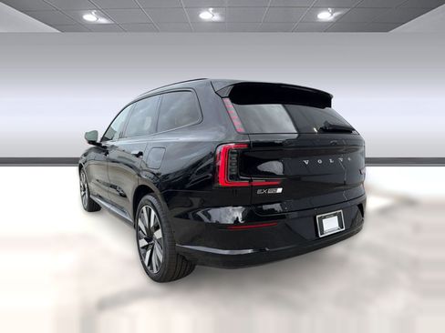 New 2026 Volvo EX90 Ultra AWD/4WD image 3
