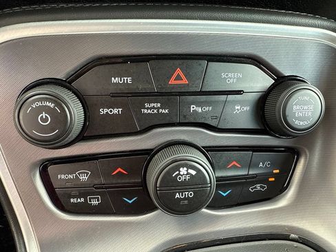 Used 2020 Dodge Challenger R/T w/ Cold Weather Group RWD image 35