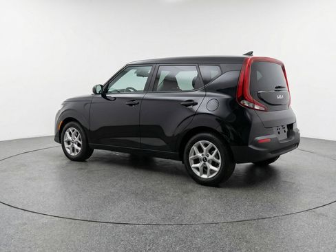 Used 2025 Kia Soul LX w/ LX Technology Package image 6