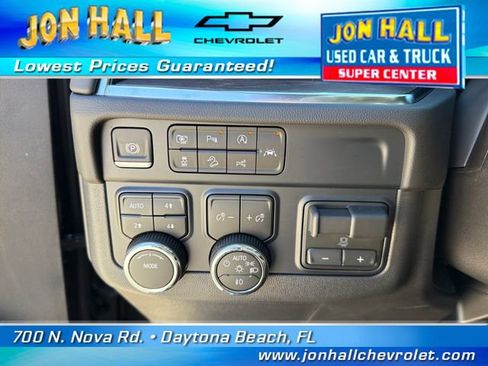 Used 2026 Chevrolet Tahoe Z71 w/ Comfort Package AWD/4WD image 25