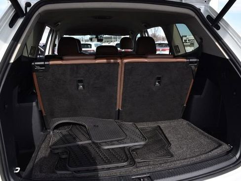 Used 2022 Volkswagen Atlas SE w/ Black Wheel Package image 25