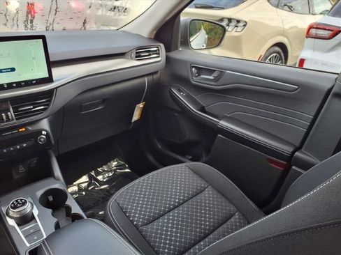 New 2025 Ford Escape Active image 16