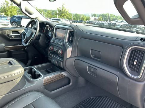 Used 2021 Chevrolet Silverado 1500 RST w/ Convenience Package II AWD/4WD image 17