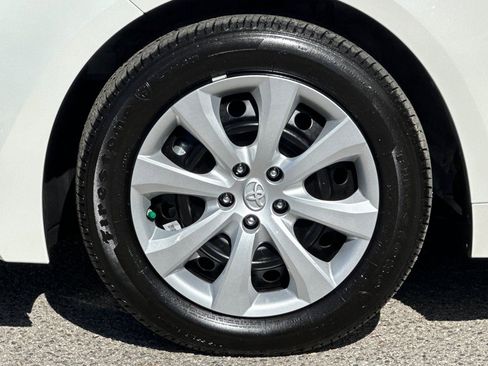 Used 2020 Toyota Corolla LE w/ Carpet Mat Package (TMS) image 24