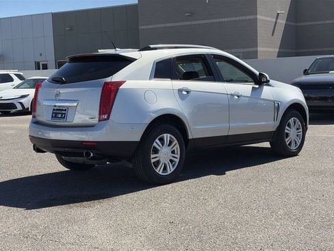 Used 2013 Cadillac SRX Luxury image 6
