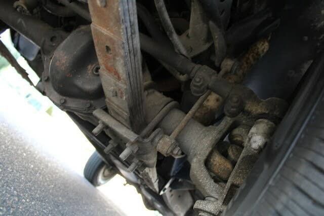 Used 1990 Jeep Grand Wagoneer AWD/4WD image 94