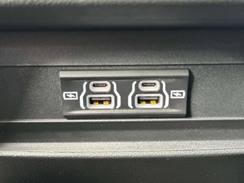 New 2026 Jeep Grand Cherokee Laredo RWD image 9