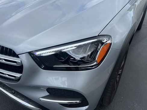 Used 2025 Mercedes-Benz GLE 350 4MATIC image 9