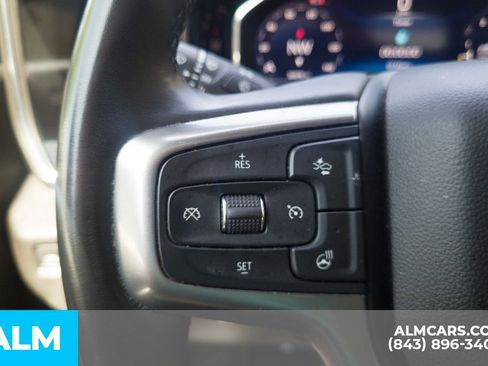 Used 2025 Chevrolet Silverado 1500 LT RWD image 32