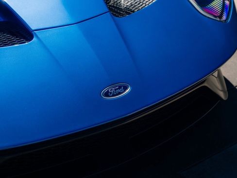 Used 2019 Ford GT image 14