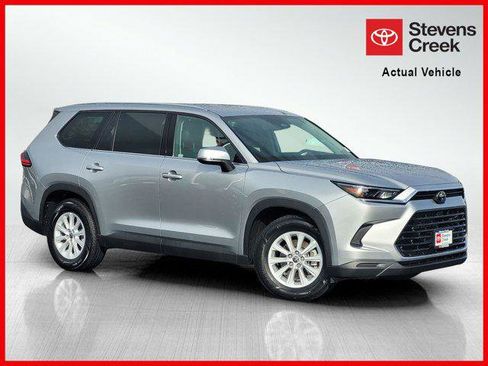 Certified 2025 Toyota Grand Highlander AWD image 1