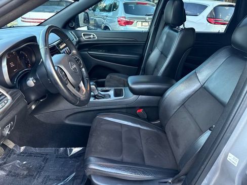 Used 2021 Jeep Grand Cherokee Laredo X AWD/4WD image 14