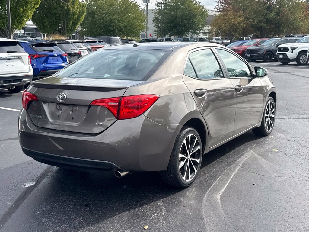 Certified 2017 Toyota Corolla SE w/ SE Premium Package FWD image 7
