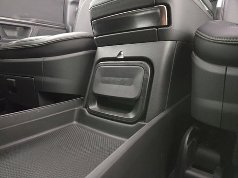 Used 2023 Rivian R1T Adventure AWD/4WD image 31