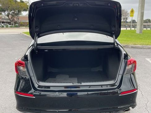 Used 2023 Honda Civic Sport image 35