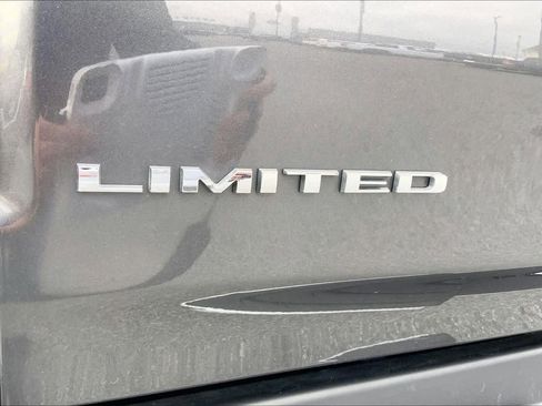 Used 2022 RAM 1500 Limited image 18