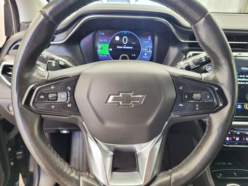 Used 2023 Chevrolet Bolt EUV Premier w/ Sun & Sound Package FWD image 28