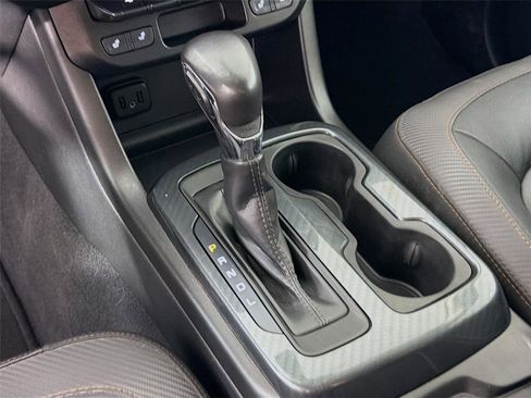 Used 2022 GMC Canyon AT4 w/ Trailering Package image 17