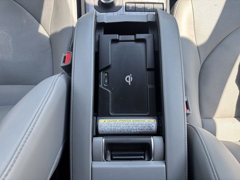 Used 2020 Toyota Highlander Limited AWD/4WD image 15