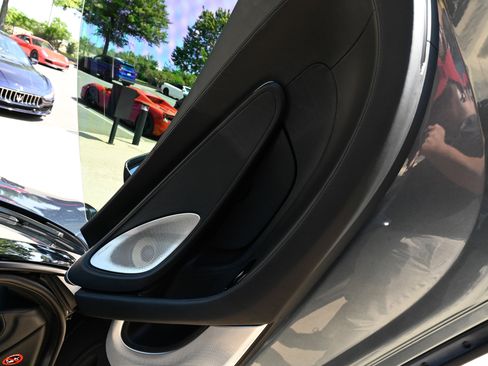 Used 2023 McLaren GT RWD image 43