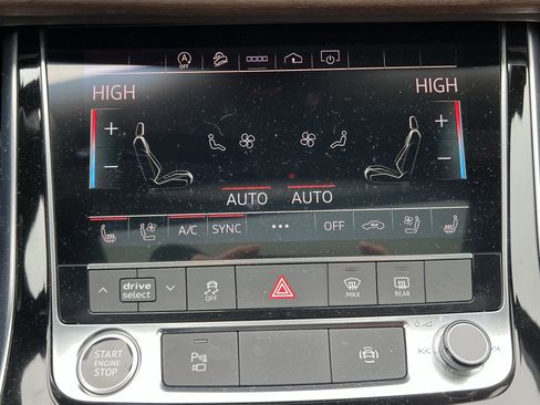 Certified 2025 Audi Q7 2.0T Premium Plus w/ Premium Plus Package image 30