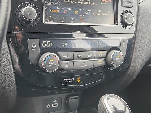 Used 2020 Nissan Rogue Sport SL AWD/4WD image 15