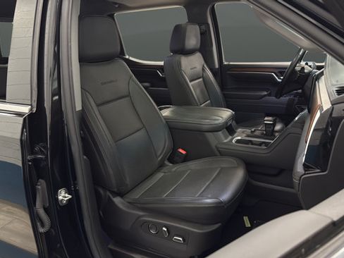 Used 2024 GMC Sierra 1500 Denali w/ Technology Package AWD/4WD image 24