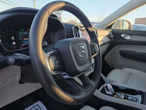 Certified 2023 Volvo XC40 B5 Plus w/ Driver Assist Package image 27