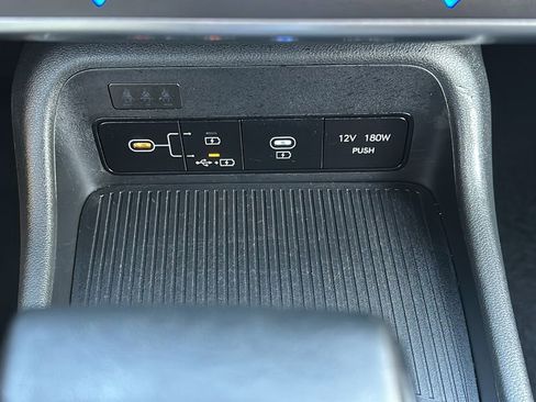 Certified 2025 Hyundai Kona SEL image 26