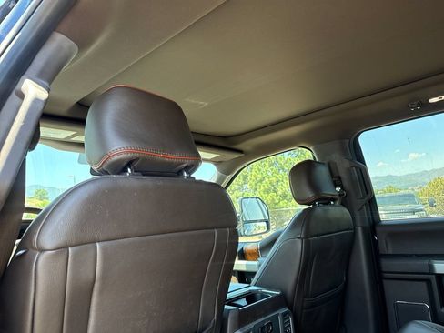 Used 2017 Ford F250 King Ranch w/ King Ranch Ultimate Package AWD/4WD image 21