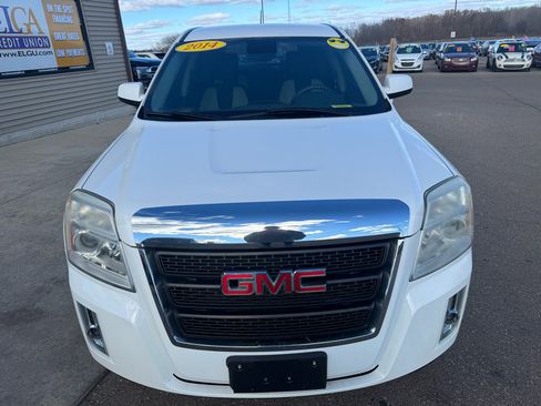 Used 2014 GMC Terrain SLE image 2