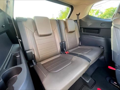 Used 2024 Volkswagen Atlas SEL image 36