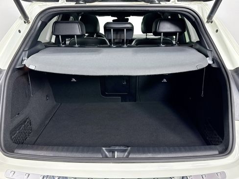 Used 2018 Mercedes-Benz GLA 250 4MATIC image 35