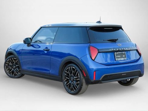 Used 2025 MINI Cooper S image 8