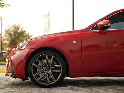 Used 2018 Lexus IS 300 F Sport w/ F Sport Package image 8